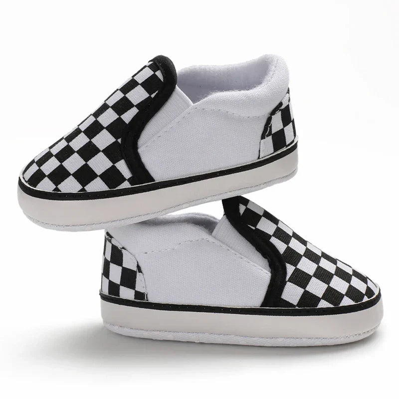 Stylish Soft-Soled Baby Sneaker (0-18 Months)