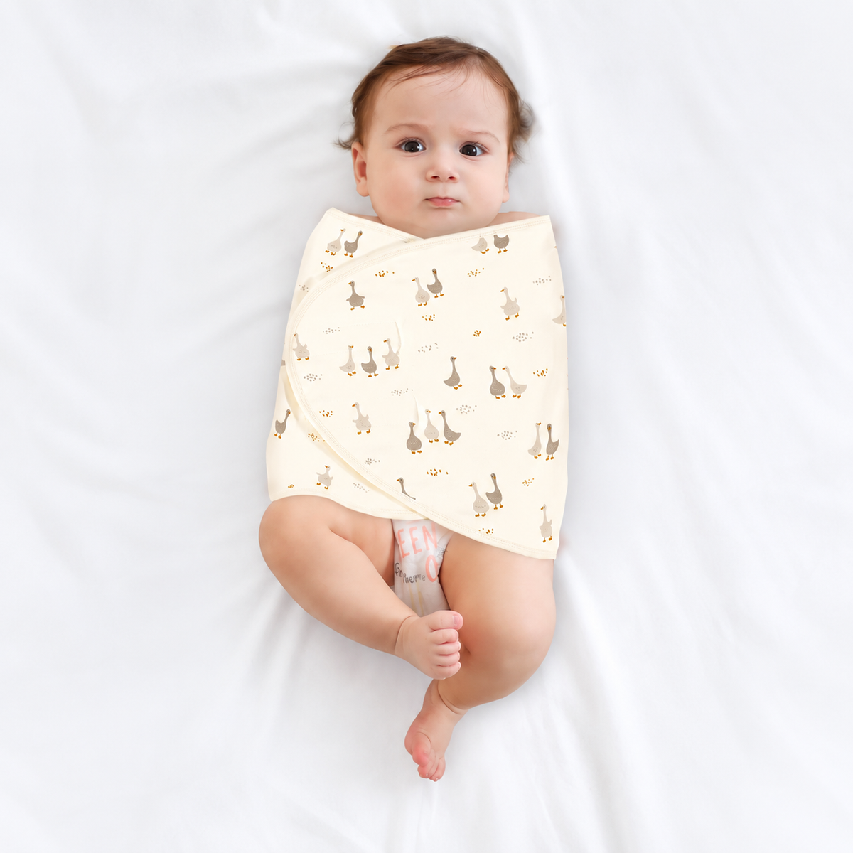 Soft Cotton Baby Swaddle Wrap 🌿🤍