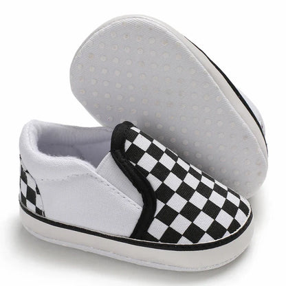 Stylish Soft-Soled Baby Sneaker (0-18 Months)