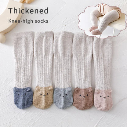 SnugKnee – Coral Fleece Knee-High Baby Socks 🧦❄️