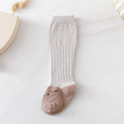 SnugKnee – Coral Fleece Knee-High Baby Socks 🧦❄️